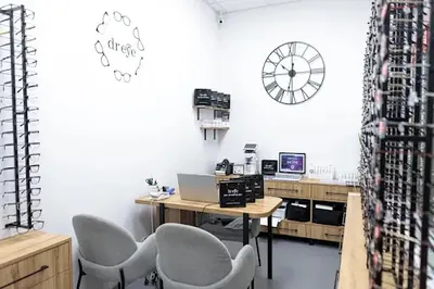 Optyk Częstochowa, Dr Eye